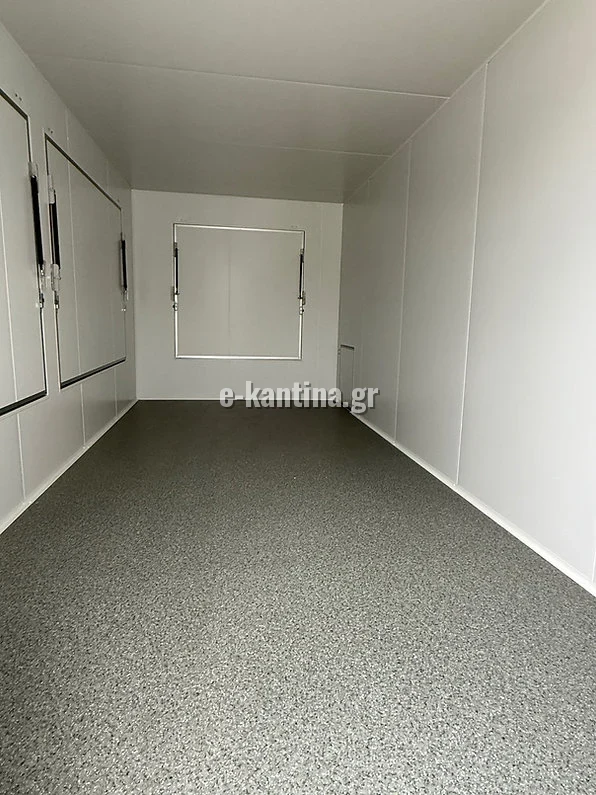 Food Trailer LARGE6025B — interior view
